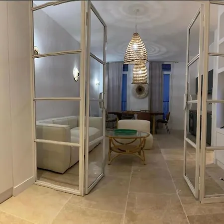 Chic Et Boheme A Endoume, A Deux Pas Du Vieux-port Appartamento *